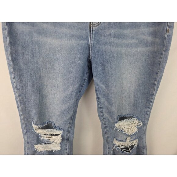 Lovervet by Vervet Jeans Women's Size 18 Distressed Cropped Flare Denim Pants - Picture 6 of 12